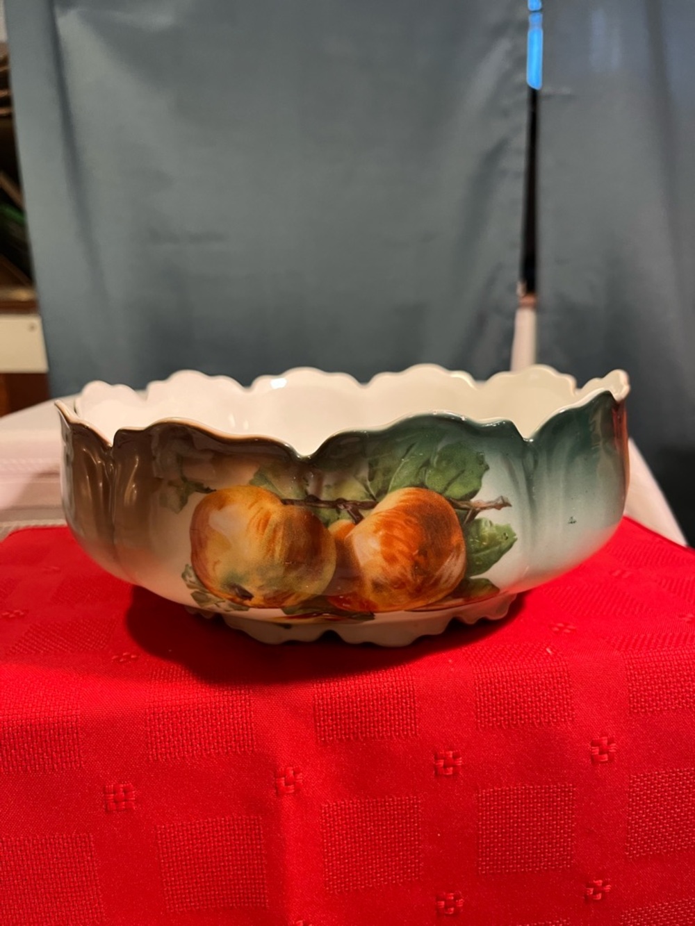 Hand-Painted Ceramic Serving Bowl with Peach Motif - Green/White